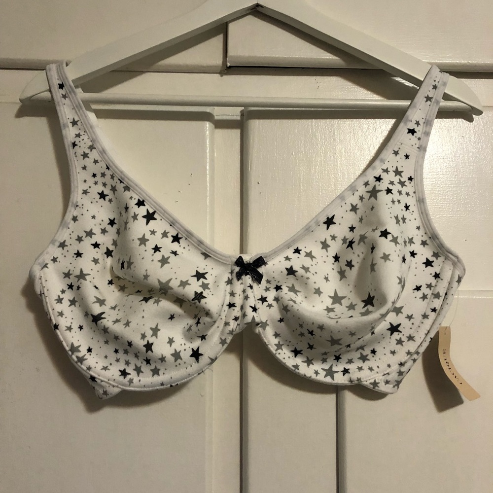 Adorable star covered cacique bra